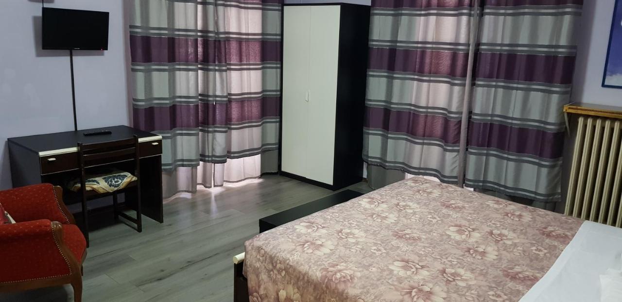 Hotel Vinzaglio Турин Экстерьер фото